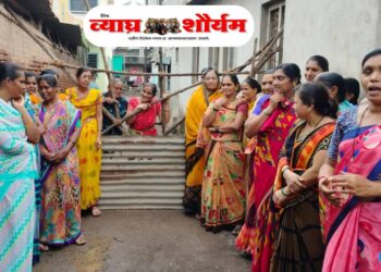 खिर्डी बु! येथे महिलांचा संताप उसळला