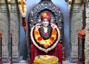 खग्रास चंद्रग्रहणामुळे शेगावातील गजानन महाराज मंदिराच्या दर्शन वेळेत बदल