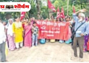 जळगावात माकपचे धरणे आंदोलन