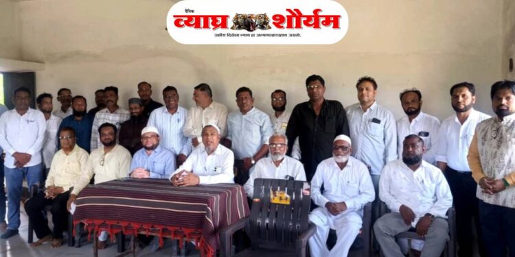 साकळी येथील अंजुमन-ए-इस्लाम शाळेत माजी विद्यार्थ्यांचा गेट-टुगेदर उत्साहात