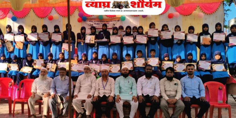 किनगाव खुर्द येथे सीरतुन्नबी ﷺ निमित्त क्विझ स्पर्धेला उत्स्फूर्त प्रतिसाद