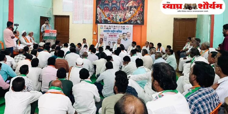 रावेर तालुका व रावेर शहर आढावा बैठक