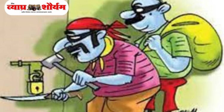 जळगाव हादरले! माजी मंत्री खडसेंच्या घरावर चोरट्यांचा डल्ला