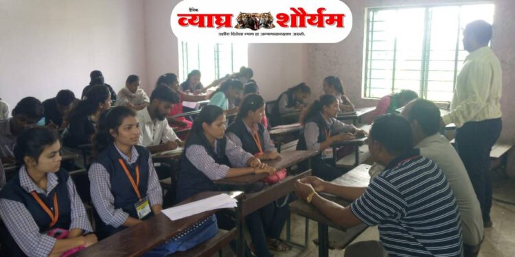 यावल महाविद्यालयात ‘डिजिटल अर्थव्यवस्थेत ग्राहकांचे वर्तन’ या विषयावर व्याख्यान संपन्न