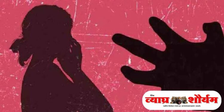 १५ वर्षीय अल्पवयीन मुलीवर अत्याचार; धमकी देत मित्राच्या खोलीवर नेण्याचा प्रकार, तरुणाविरुद्ध गुन्हा दाखल