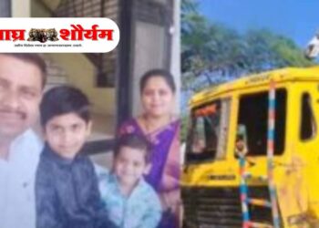 विदगाव पुलावर भीषण अपघात; कार नदीत कोसळून माय-लेकाचा मृत्यू