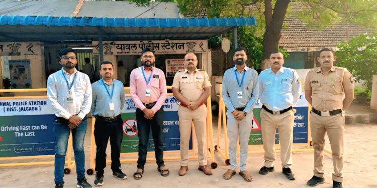 क्रेडिट अक्सेस ग्रामीण लिमिटेड ग्रामीण कुटा कडुन पोलीस स्टेशनला तेरा बॅरीगेट बॅरिकेड्स उपलब्ध