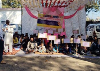 यावलमध्ये आदिवासींचा संताप उसळला!